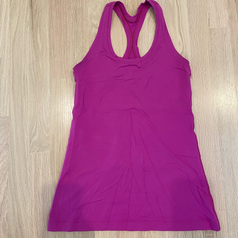 Fuchsia lululemon tank top